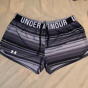 Medium Under Armor Shorts
